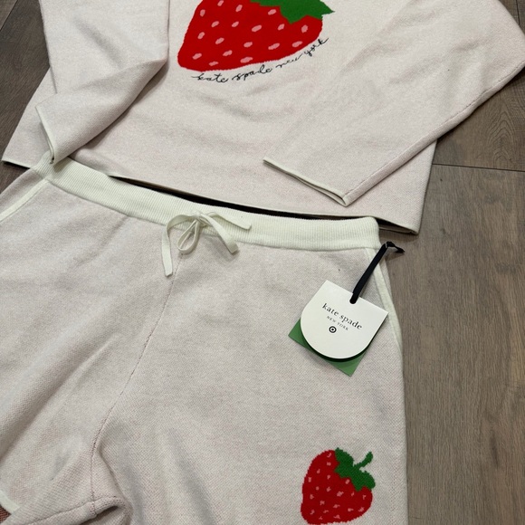 NWT Set Kate Spade X Target Strawberry Sweater Knit Hoodie & Shorts Set Size L - Picture 2 of 10